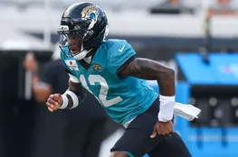 Travis Hunter Shines in Two-Way Debut for Jacksonville Jaguars