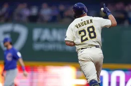 Milwaukee Brewers Defeat Chicago Cubs 8-4 to Claim NL Central Top Spot
