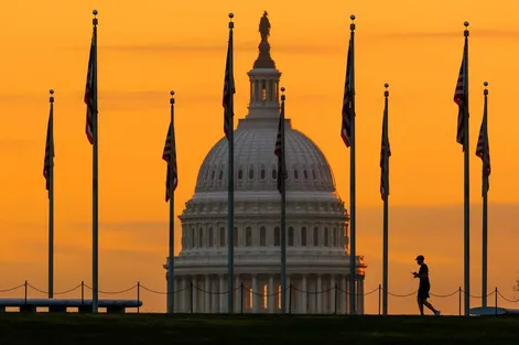 Federal Budget Deficit: $1.8 Trillion Projection and Rising Debt