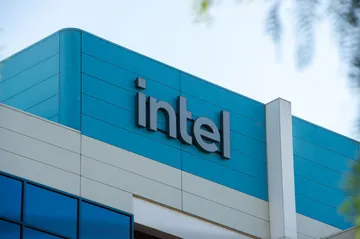 Intel-US Deal Sparks Investor Concerns: Risks and Uncertainties