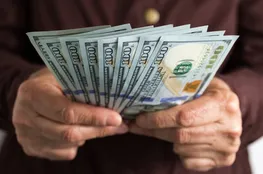 Dividend Stock Investment Portfolio: Oneok, Verizon & Vici Properties