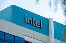 Intel-US Deal Sparks Investor Concerns: Risks and Uncertainties